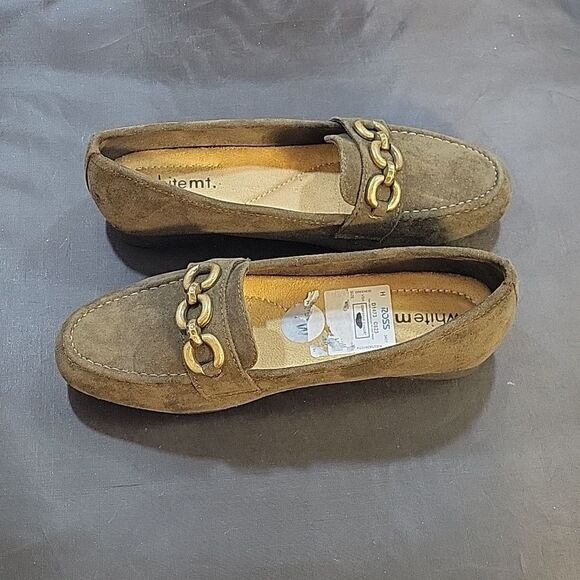 BRAND NEW WHITEMT CHAIN LINKING DESIGN SLIP ON WOMEN"S LOAFER - Picture 10 of 15